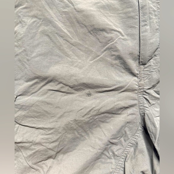 Men’s REI Vintage Cargo Hiking Shorts - Picture 2 of 5